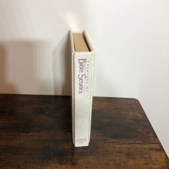 Vintage 1995 Treasury Of Bible Stories - Picture 2 of 4